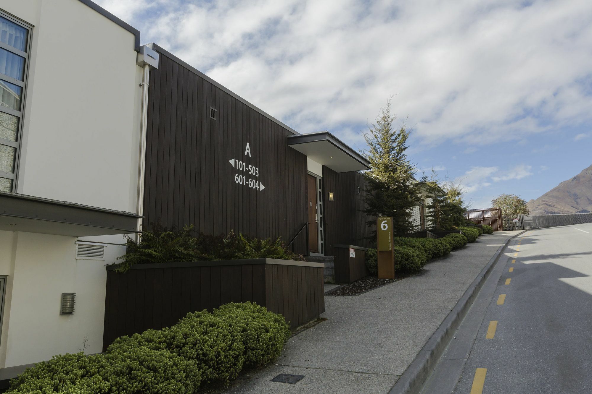 Queenstown Village Apartamentos Exterior foto
