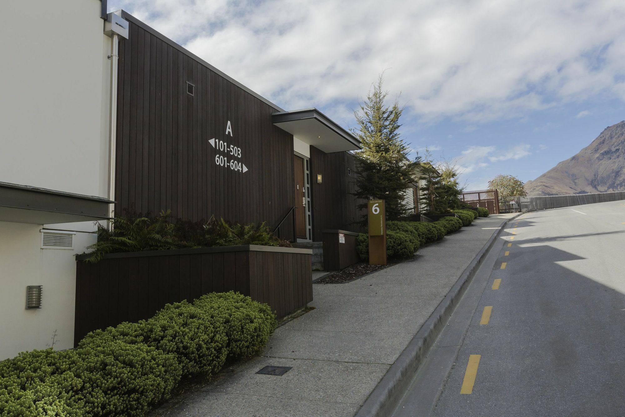 Queenstown Village Apartamentos Exterior foto